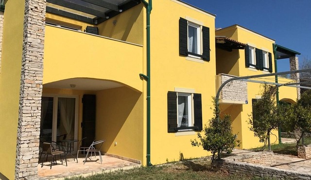 Two bedroom apartment with balcony Bašanija, Umag (A-27429-d)