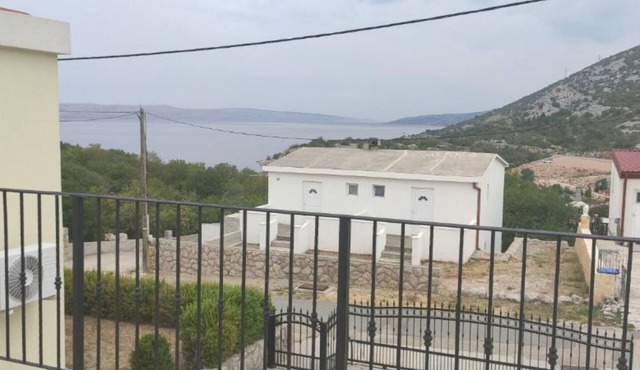 Two Bedroom Apartment with Balcony and Sea View