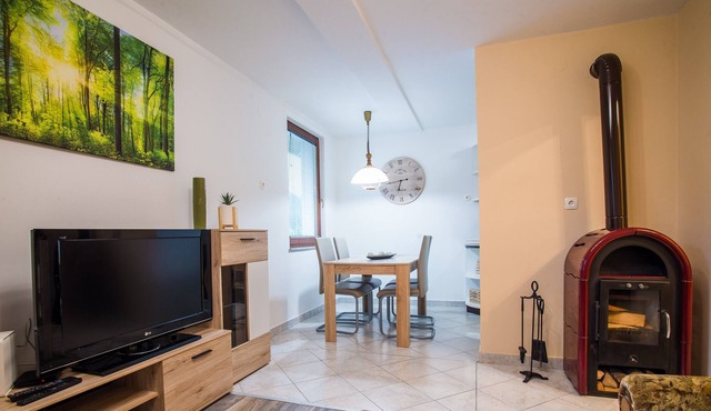 Two bedroom apartment Veninsek with balcony in Luče in Luce