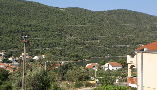 Two bedroom apartment with terrace and sea view Grebaštica (Šibenik) (A-4252-a)
