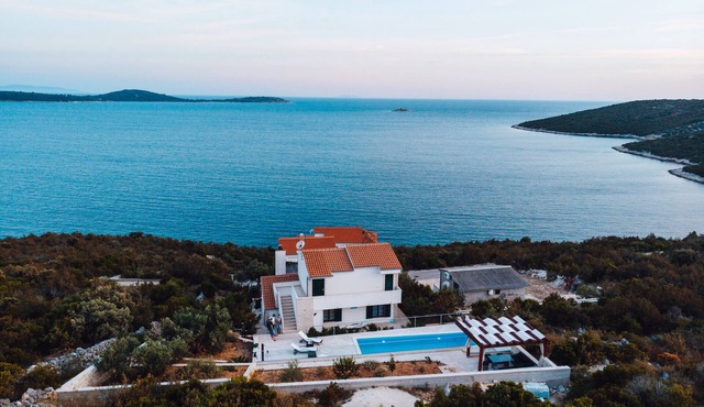Vacation house - Villa Brdar