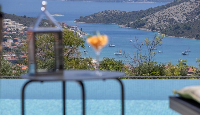 View Villas Collection in Vinišće