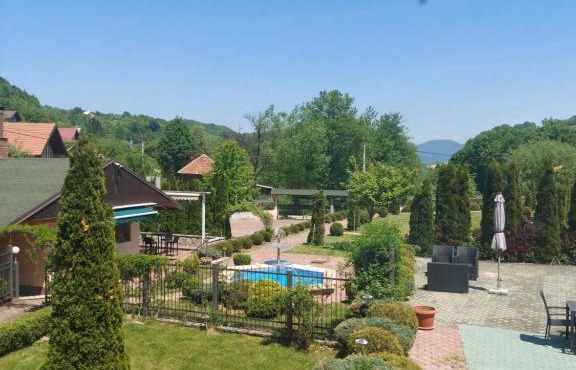 Vila Bagrem in Hadžići