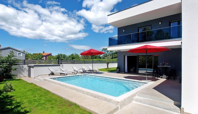 Villa 1866/22912 (Istria - Sisan), 4000m from the beach