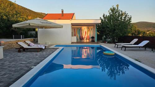 VILLA Amara, heated pool with salt water, Blagaj in Do