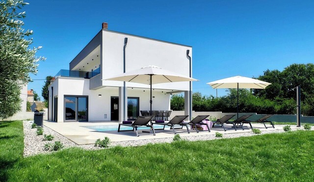 Villa Borina – house in a quiet location for a relaxing holiday by Istrabook