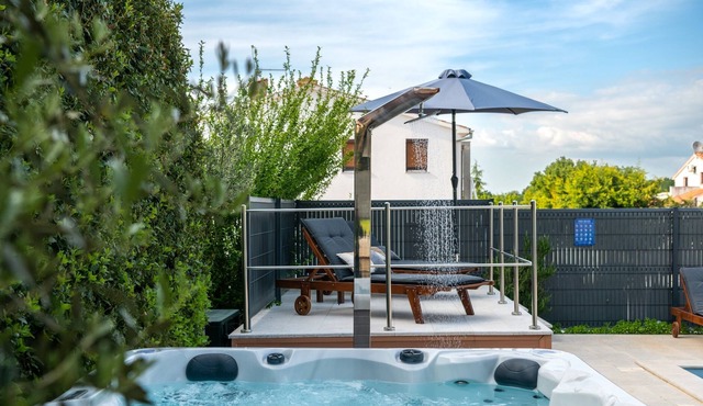 Villa Deep Blue Porec nearby Porec – Crovillas GmbH