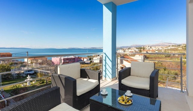 Villa Draga - Modern villa with private pool in Podstrana