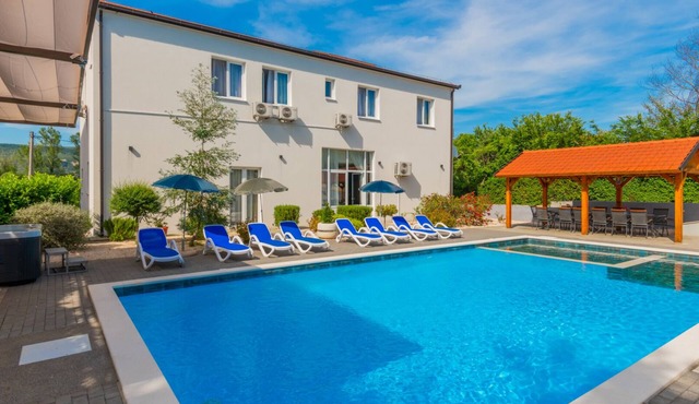 Villa Elena - Makarska by Villas Guide