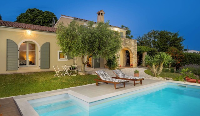 Villa Franciska (Istria - Svetvinčenat) in Svetvinčenat