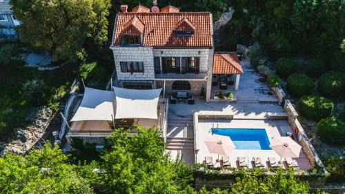 Villa Franica Dubrovnik, City Beach Villa with Pool and Sea View