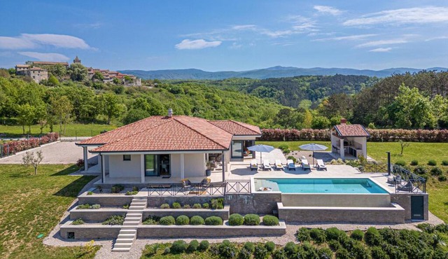 Villa Green Forest with wellness and heated salty pool