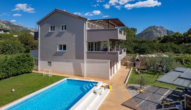 Villa Jelena private pool no-Chlorine system,Sauna in Naklice