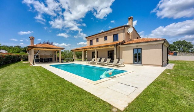 Villa Jože in Tinjan