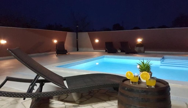 Villa Komel with Pool