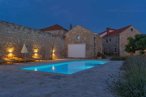 Villa Luic