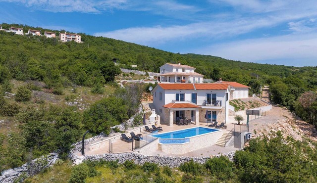 Villa Mare Visum with heated pool in Ripenda Kosi