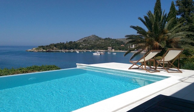 Villa Mirjana - One Bedroom Apartment with Terrace and Sea View (Naranča)