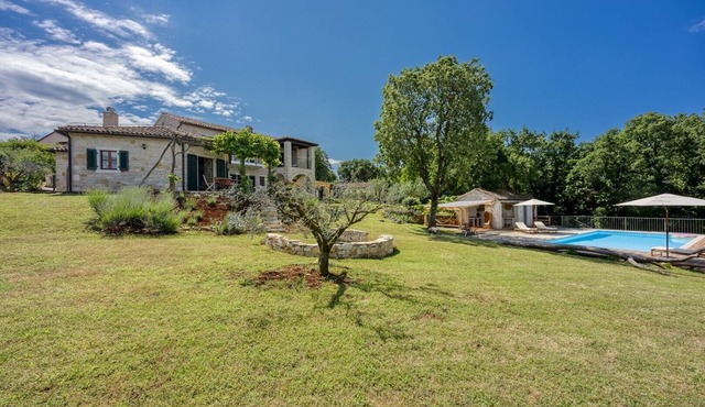 Villa Neastor in Radetici