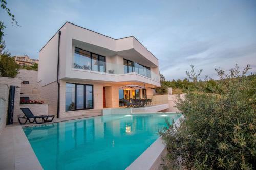 VILLA NIELSEN - BILO in Dolac