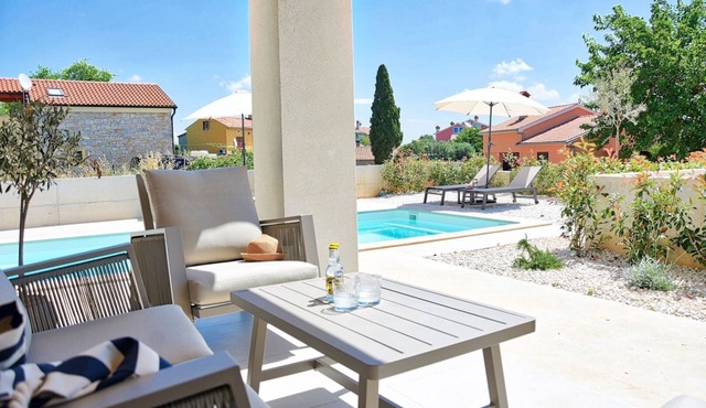 Villa Onda with private pool and BBQ near Rovinj