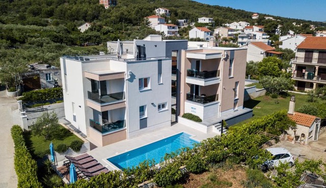 Villa Piramida in Trogir