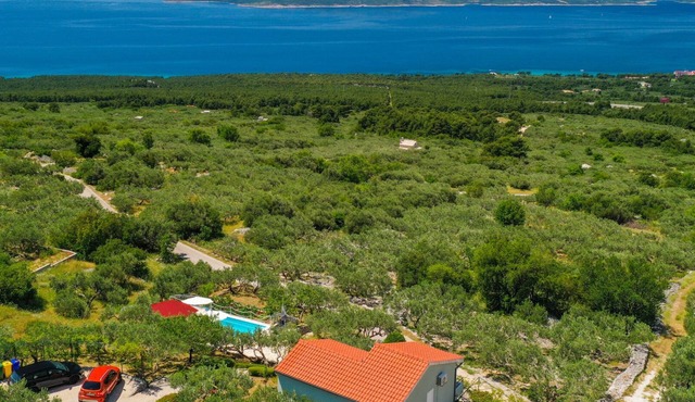 Villa Radic - Makarska by Villas Guide in Baška Voda