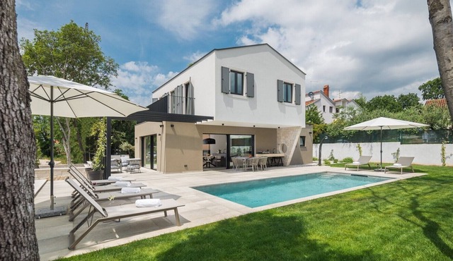 Villa Rajna in Porec