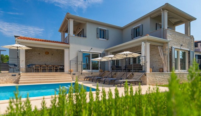 Villa Regina by Villas Guide