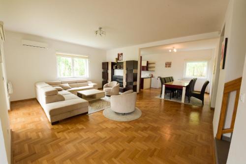 Villa Sarajevo 6 in Sarajevo