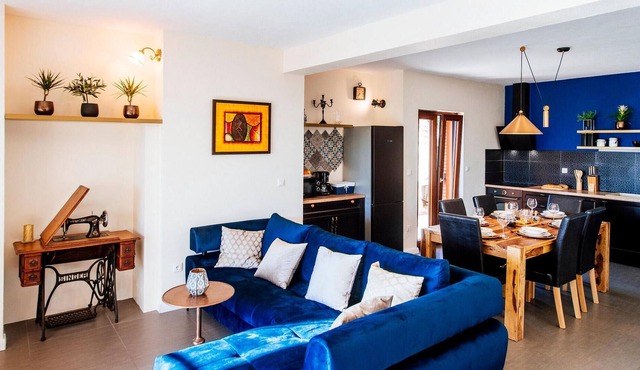 Villa Serenity is a modern and urban villa of 240m2, located in Poljana on the island of Ugljan.