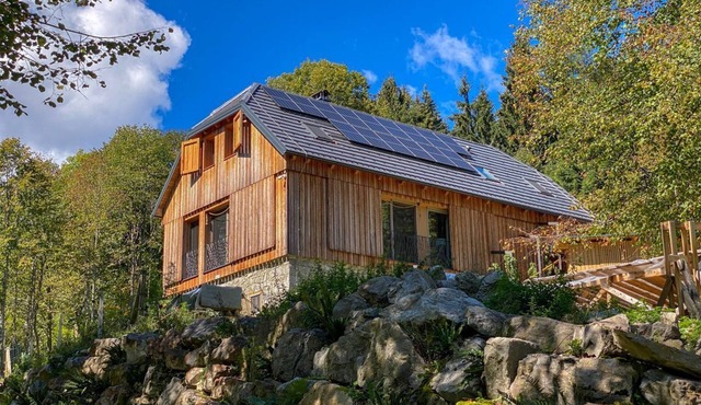 Villa Taja - Four Bedroom Villa, Sleeps 10 in Rožic Vrh