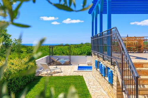 Villa Umag Istria seaview private pool and garage by Rentistra