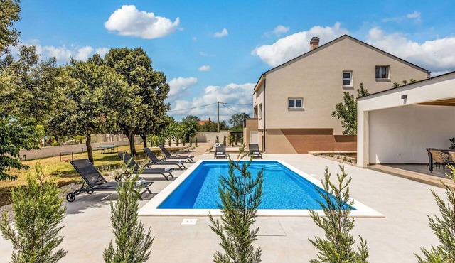 Wonderful private villa for 8 guests with private pool, A/C, WIFI, TV and terrace