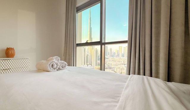 Zinnia Luxury 2BHK Bellevue Burj Khalifa View in Dubai
