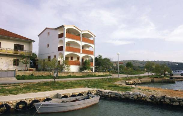 1 bedroom accommodation in Jadrtovac
