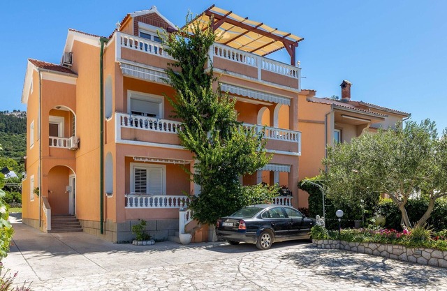 1 bedroom beautiful apartment in Barbat na Rabu in Barbat na Rabu