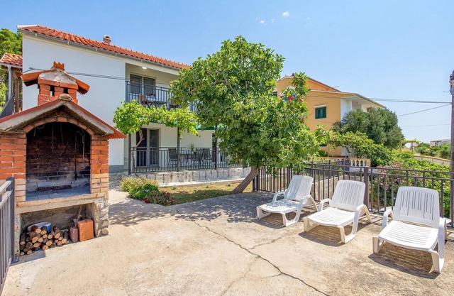 1 bedroom lovely apartment in Vlasici