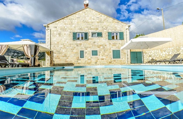 120 m² Villa ∙ 6 bedrooms ∙ 14 guests