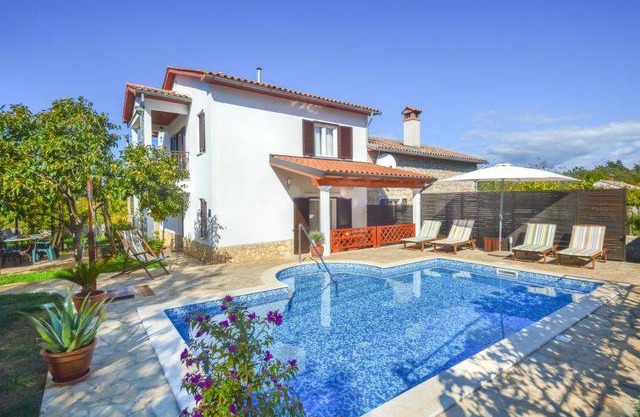 125 m² House ∙ 3 bedrooms ∙ 7 guests