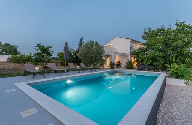 Villa Blackwood Crno 