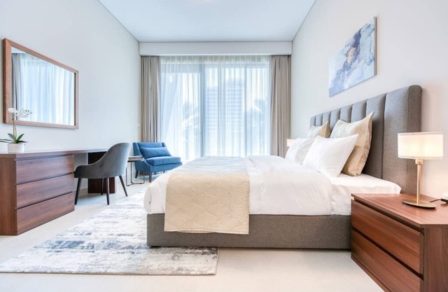 1BR Trendy Business Bay Apartment Close to Dubai Mall in Dubai