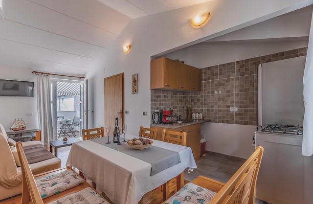 2 bedroom accommodation in Galizana