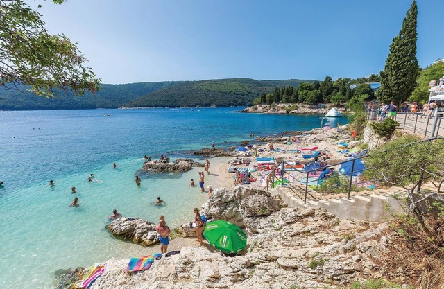 2 bedroom accommodation in Ravni