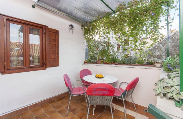 Apartments Ivica 