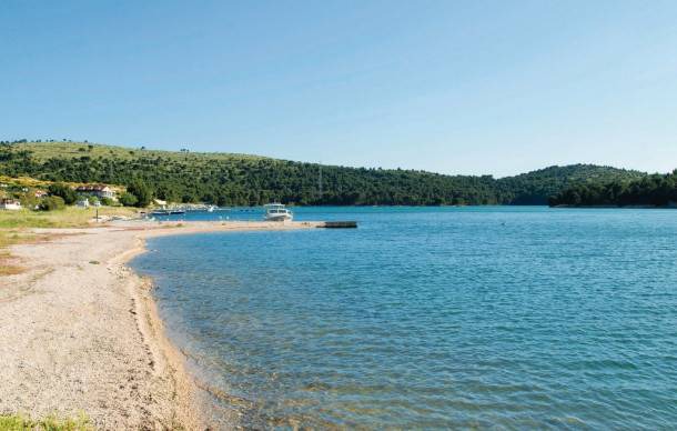 3 bedroom accommodation in Jadrtovac