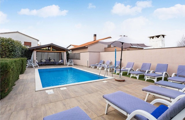 5 bedroom accommodation in Fazana