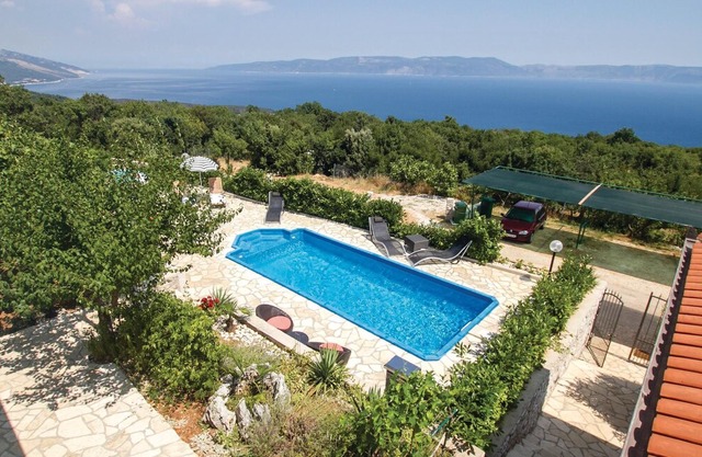 5 bedroom accommodation in Labin