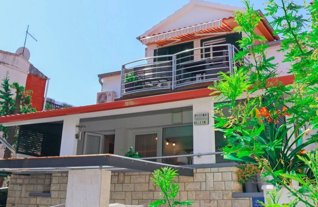 Apartments Liljana 