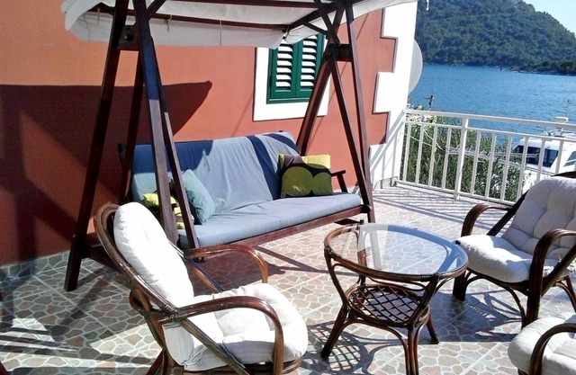 65 m² Apartment ∙ 2 bedrooms ∙ 4 guests